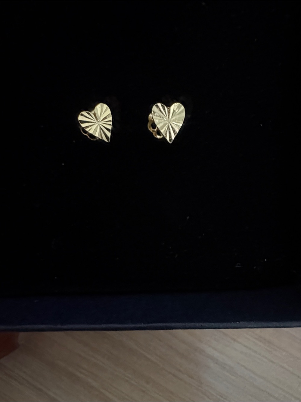 14k Gold Heart Stud Earrings with Radiant Etch